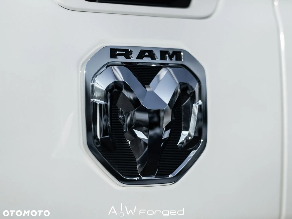 RAM 1500 Tungsten - 17
