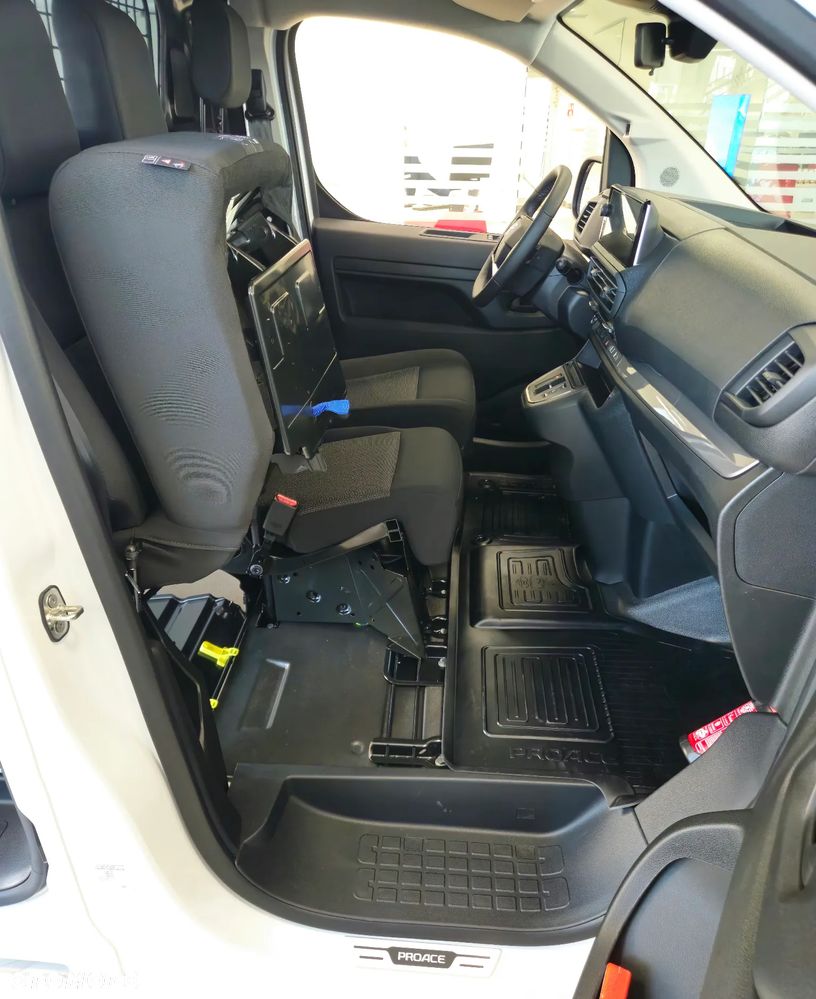 Toyota Proace - 13