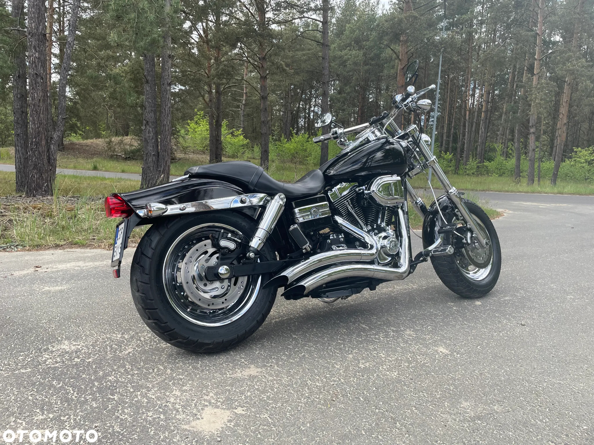 Harley-Davidson Dyna Fat Bob - 13