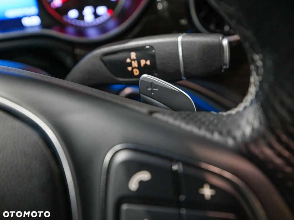 Mercedes-Benz Klasa V 300 d Avantgarde 9G-Tronic (ekstra d³) - 38