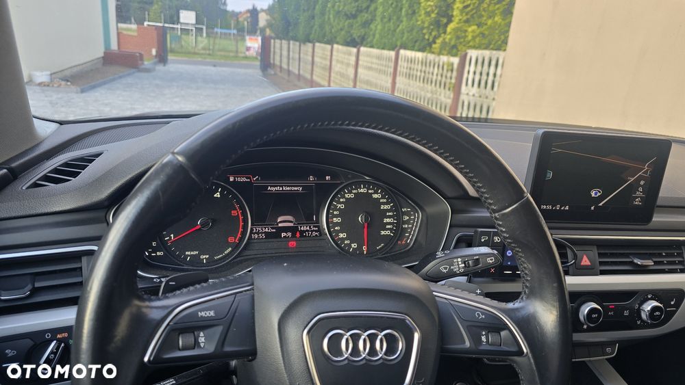 Audi A4 Limousine - 8