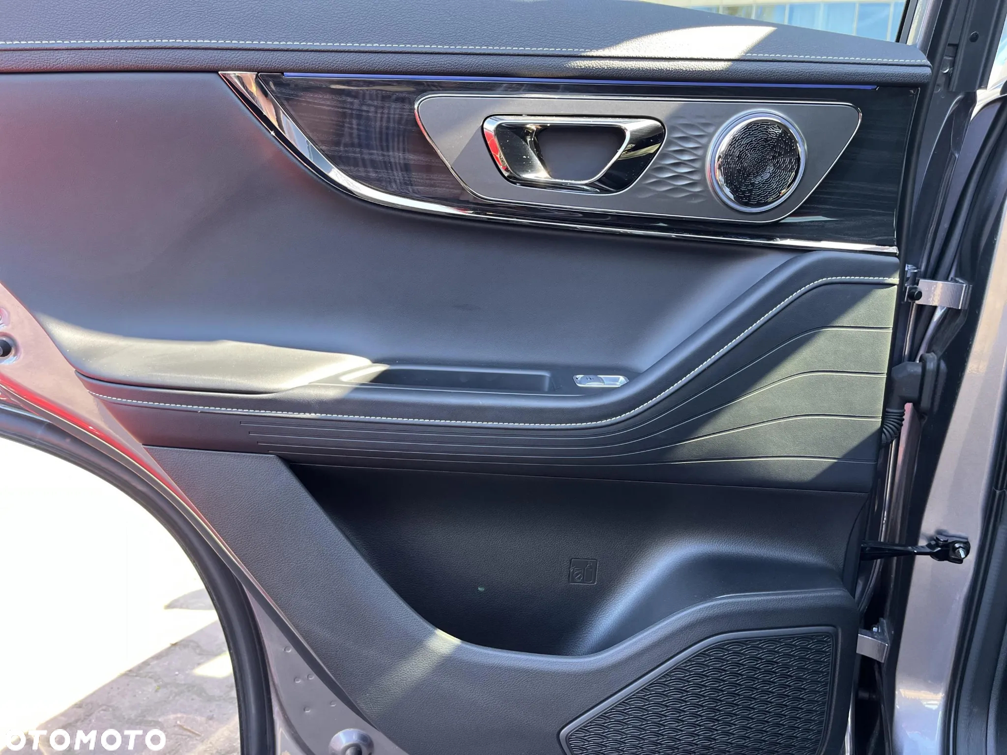 Omoda E5 63.2kWh Premium - 21