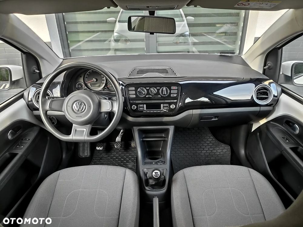 Volkswagen up! - 9