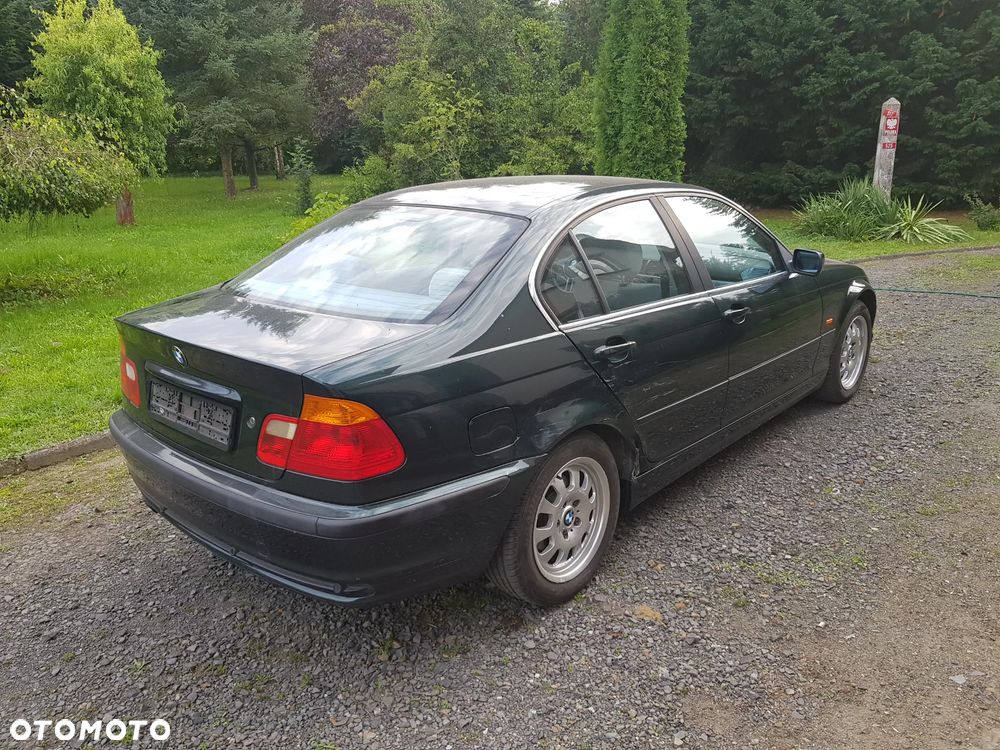 BMW Seria 3 320i Edition Exclusive - 8