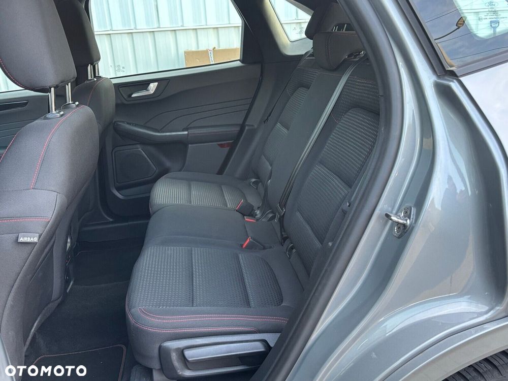 Ford Kuga - 13