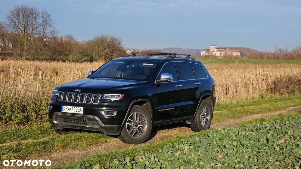 Jeep Grand Cherokee - 1