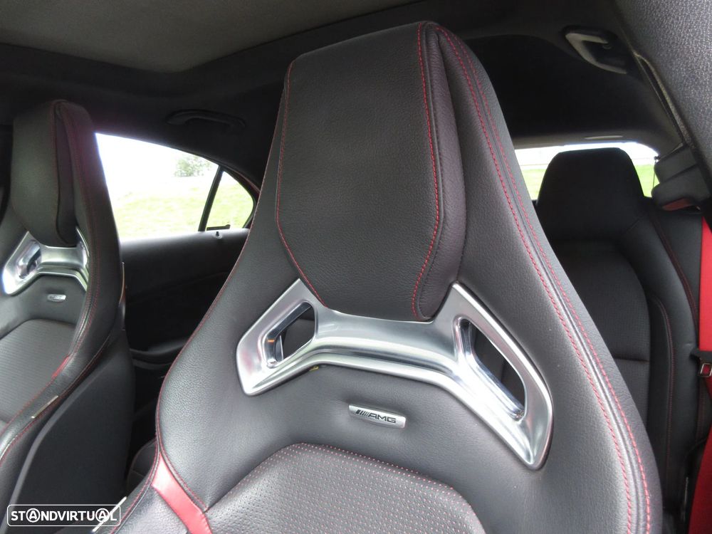 Mercedes-Benz A 45 AMG 4-Matic - 27