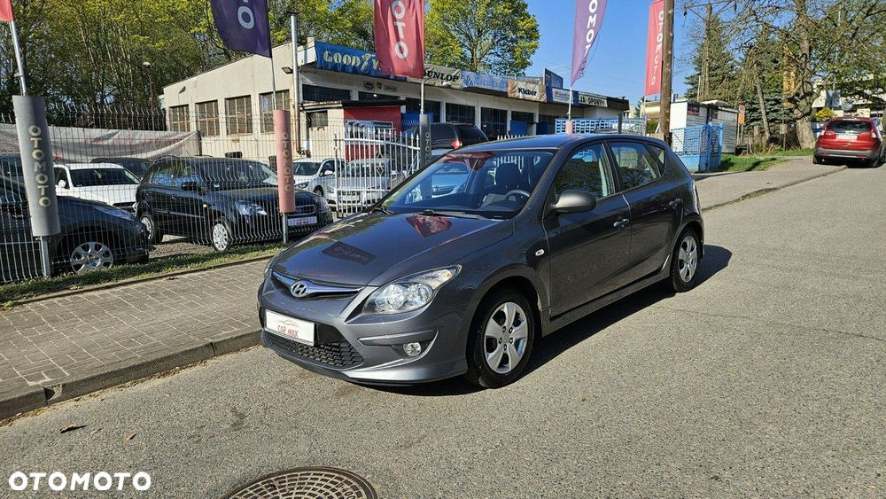 Hyundai i30 1.6 CRDi FIFA WM Edition - 16