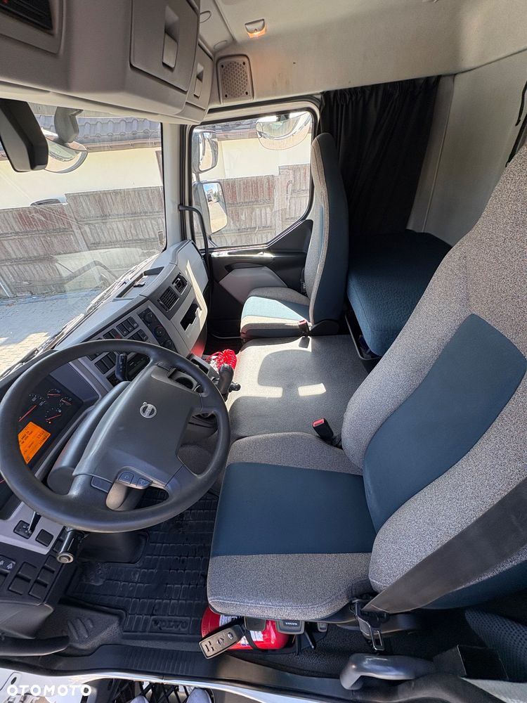 Volvo FL280 KABINA SYPIALNA DMC 16 TON WINDA 18EP - 36