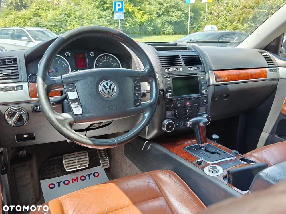 Volkswagen Touareg 4.2 V8 Automatik Exclusive Edition - 6