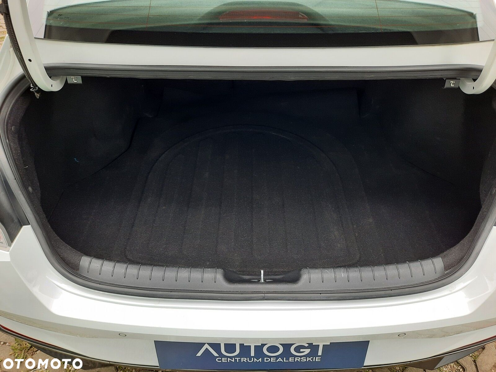 Hyundai Elantra 1.6 Smart CVT - 31