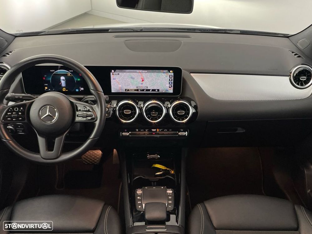 Mercedes-Benz B 180 d - 10