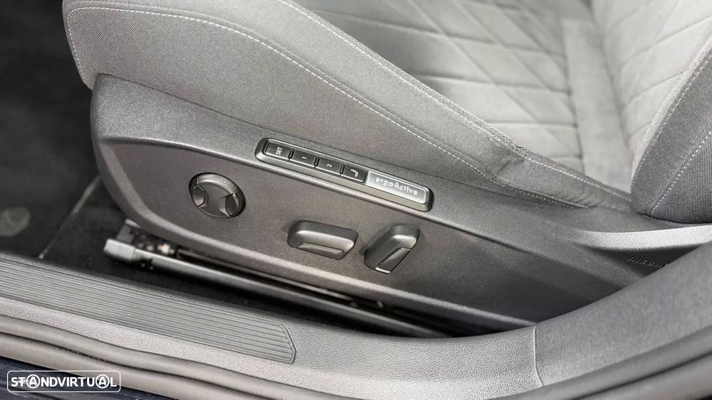 VW Golf 1.4 TSI e-Hybrid DSG - 20