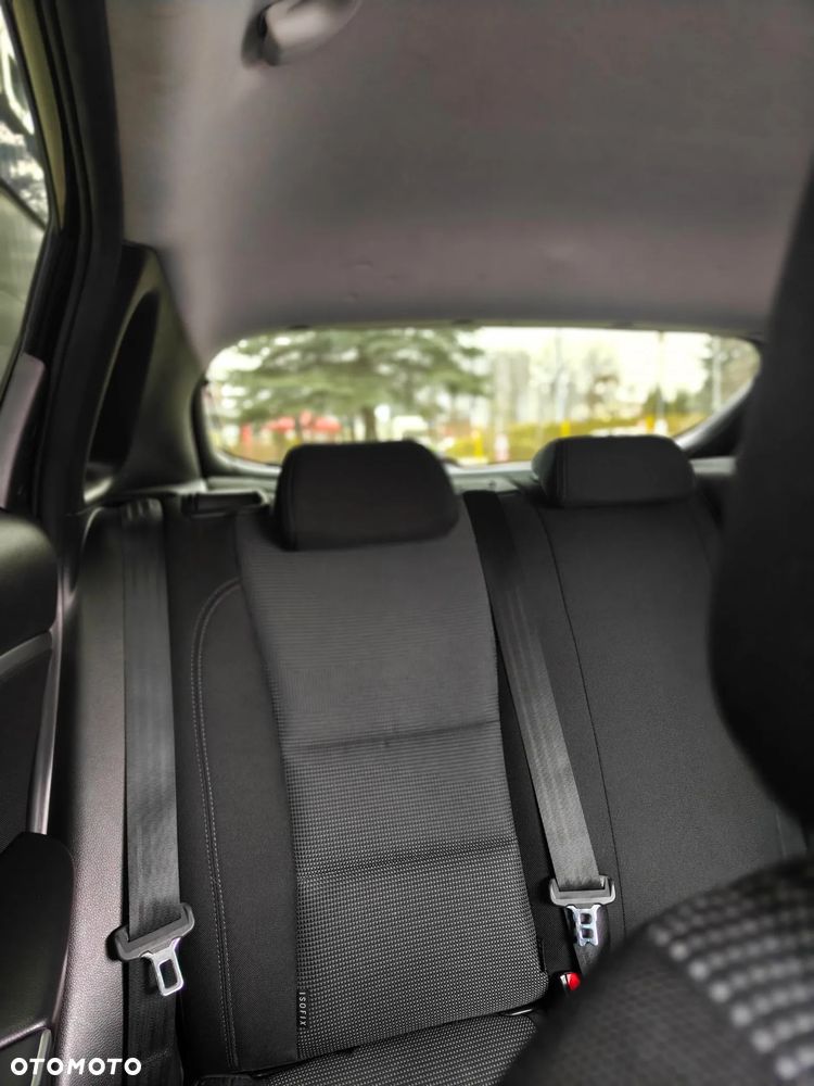 Hyundai i30 1.4 CRDi Comfort - 11