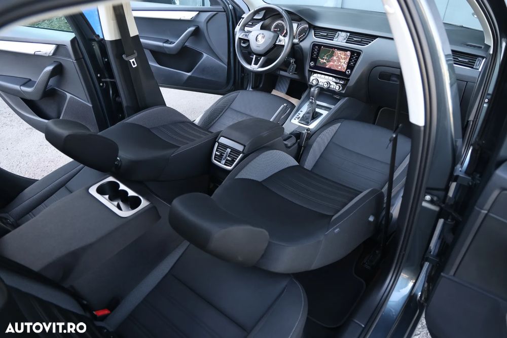 Skoda Octavia 1.6 TDI DSG Ambition - 14