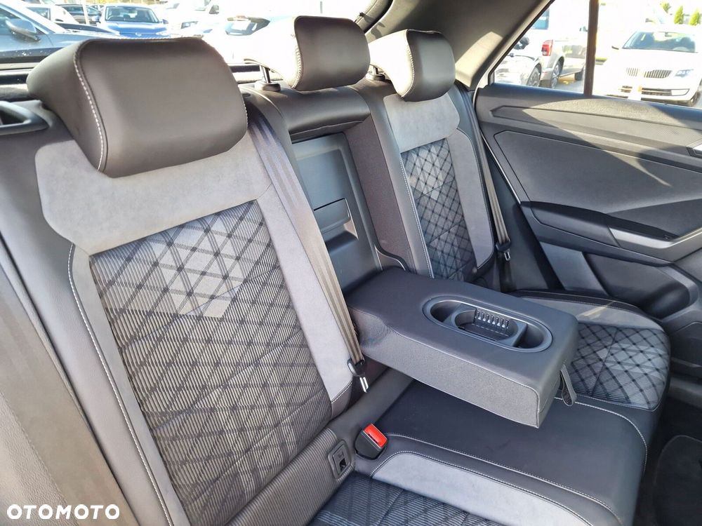 Volkswagen T-Roc 2023