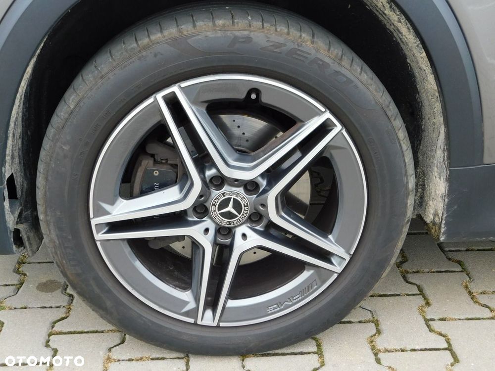 Mercedes-Benz GLB 200 d 8G-DCT AMG Line - 21