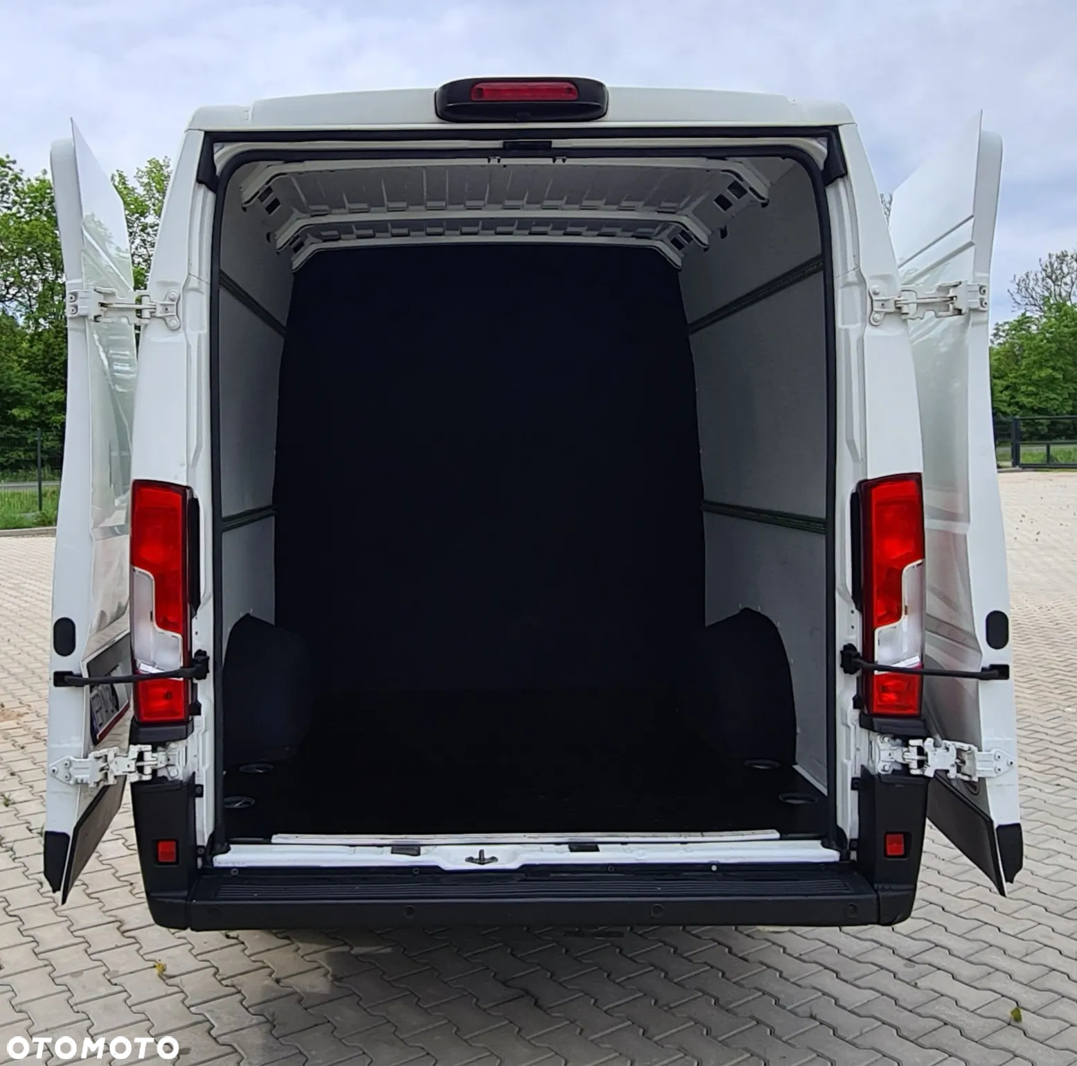 Peugeot BOXER L4H2 MAXI BRYGADÓWKA 9 OSÓB NAVI TEMPOMAT NR.84 - 22