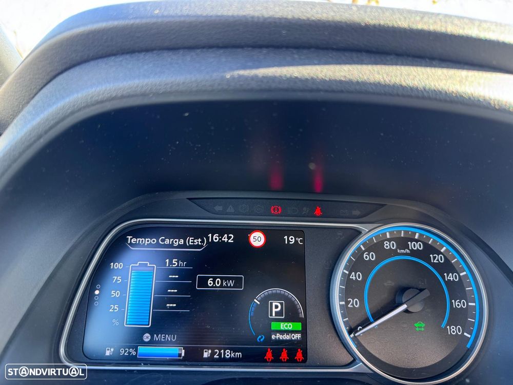 Nissan Leaf - 13