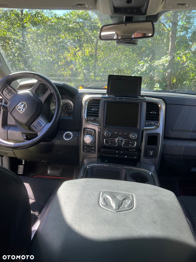 RAM 1500 - 14