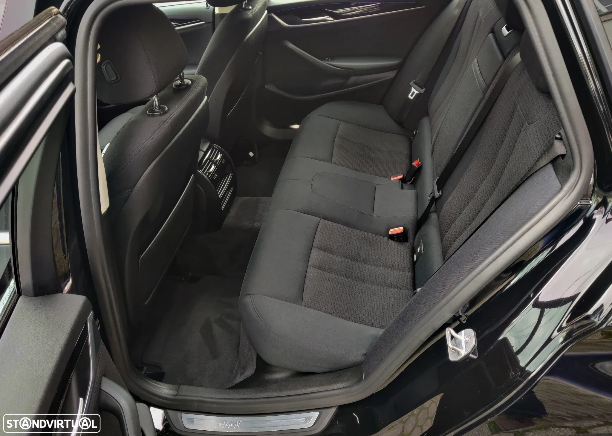 BMW 530 i Touring Aut. - 17