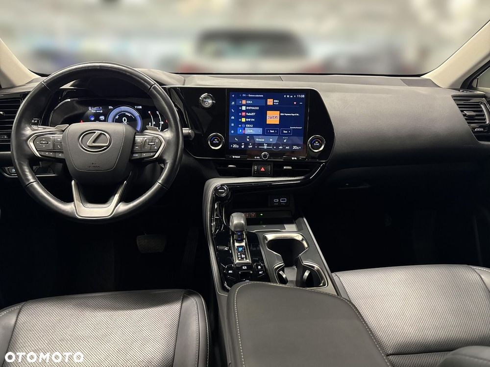 Lexus NX 350h Business AWD - 12