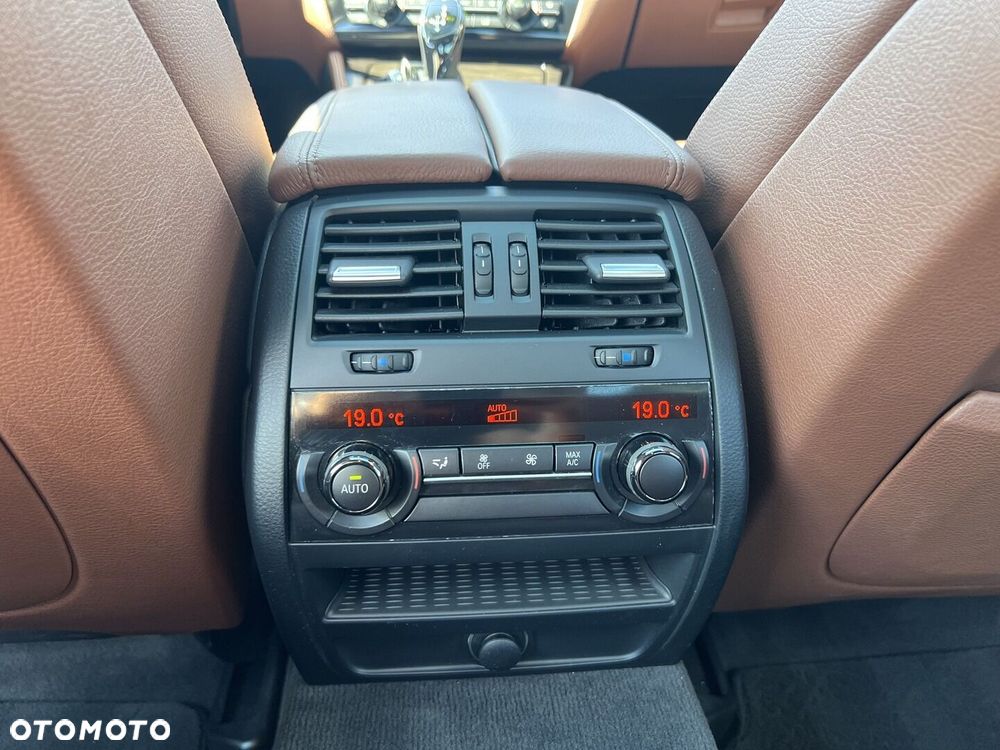 BMW Seria 5 - 23