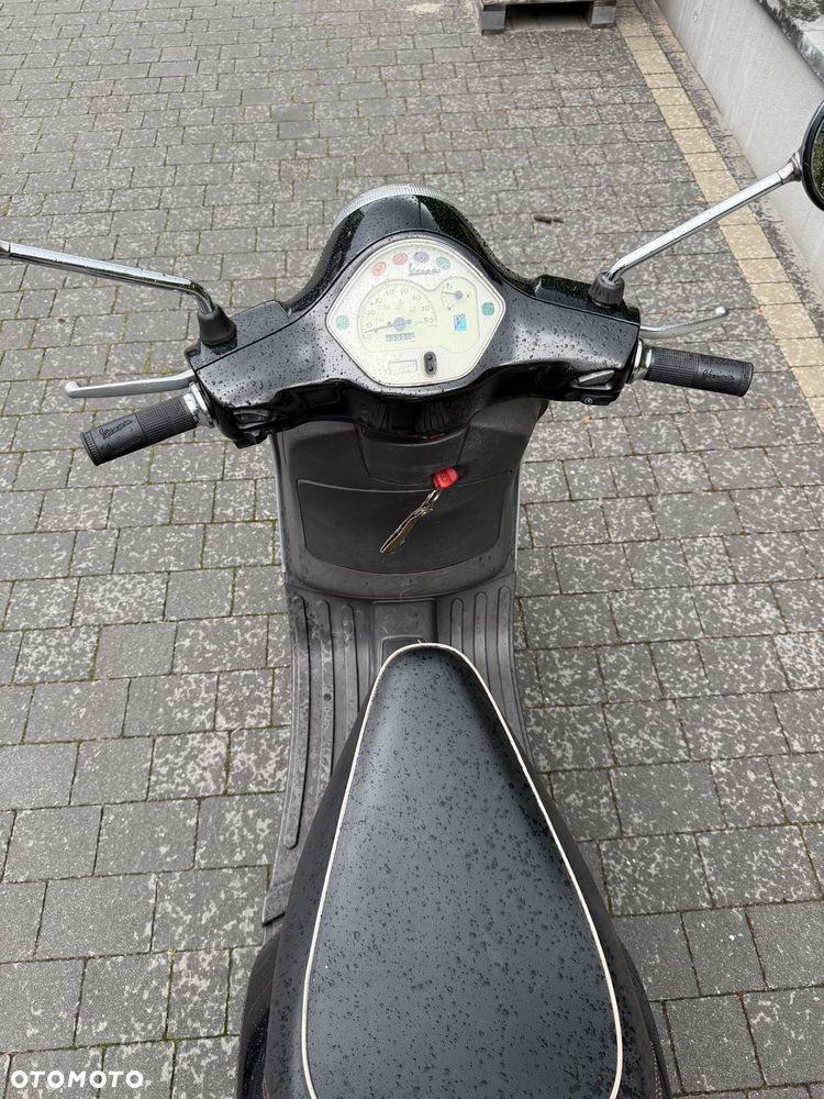 Piaggio Vespa - 5