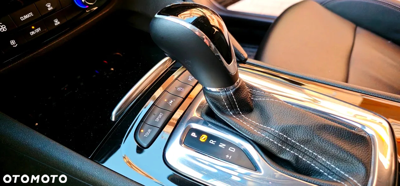 Opel Insignia - 19