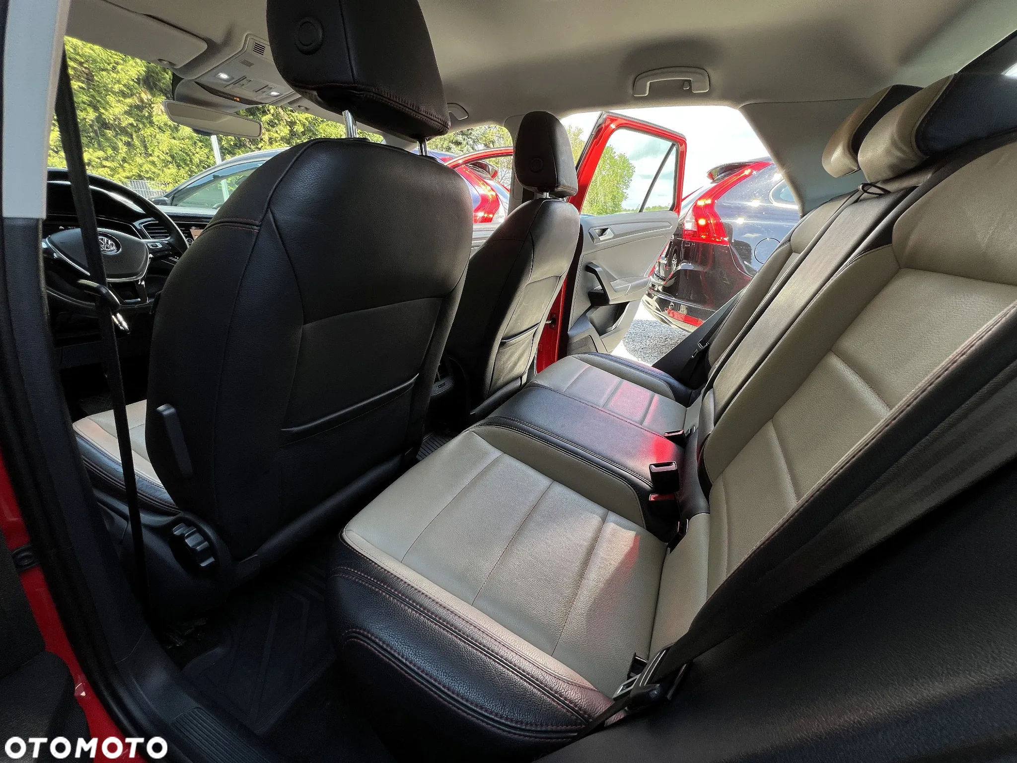 Volkswagen T-Roc 1.5 TSI Style DSG - 38