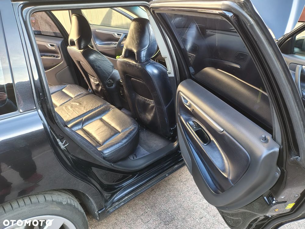 Volvo V70 2.5 R - 32