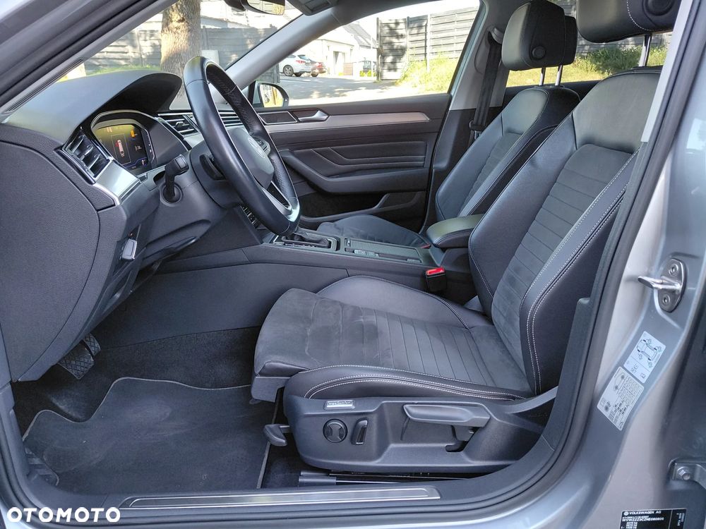 Volkswagen Passat 1.5 TSI EVO Elegance DSG - 22