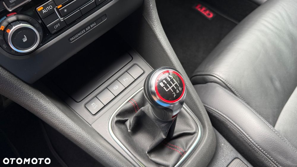 Volkswagen Golf 2.0 GTI - 18
