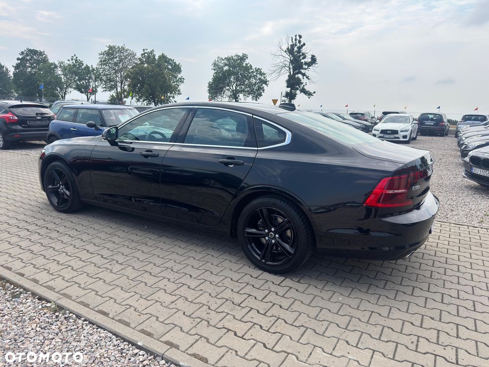 Volvo S90 D4 Geartronic Momentum Pro - 8