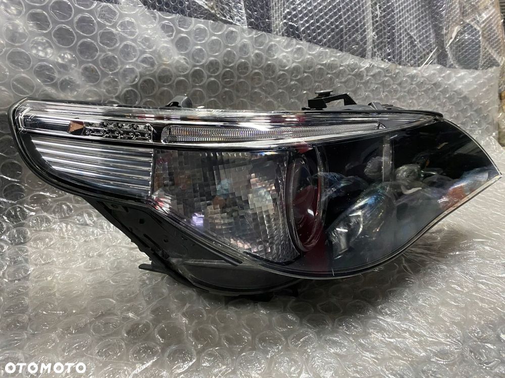 LAMPA PRAWA XENON BMW 5 E60 7160194 - 2