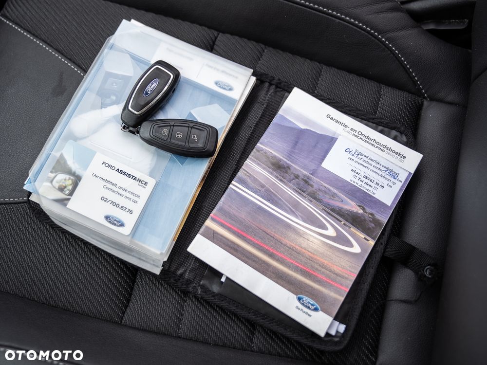Ford Kuga 2.0 TDCi 2x4 Trend - 40