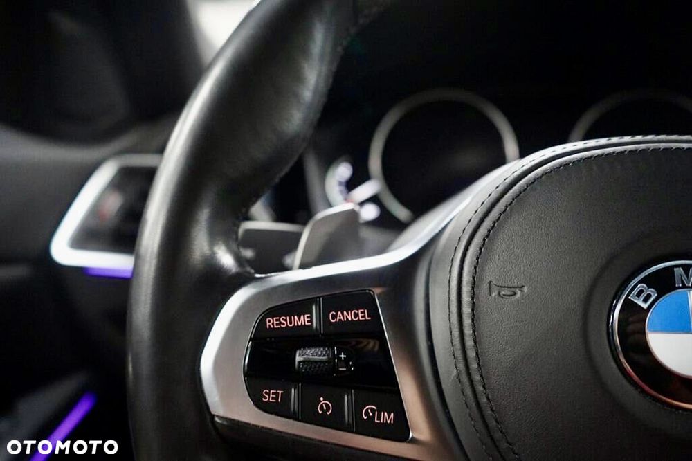 BMW Seria 3 - 27