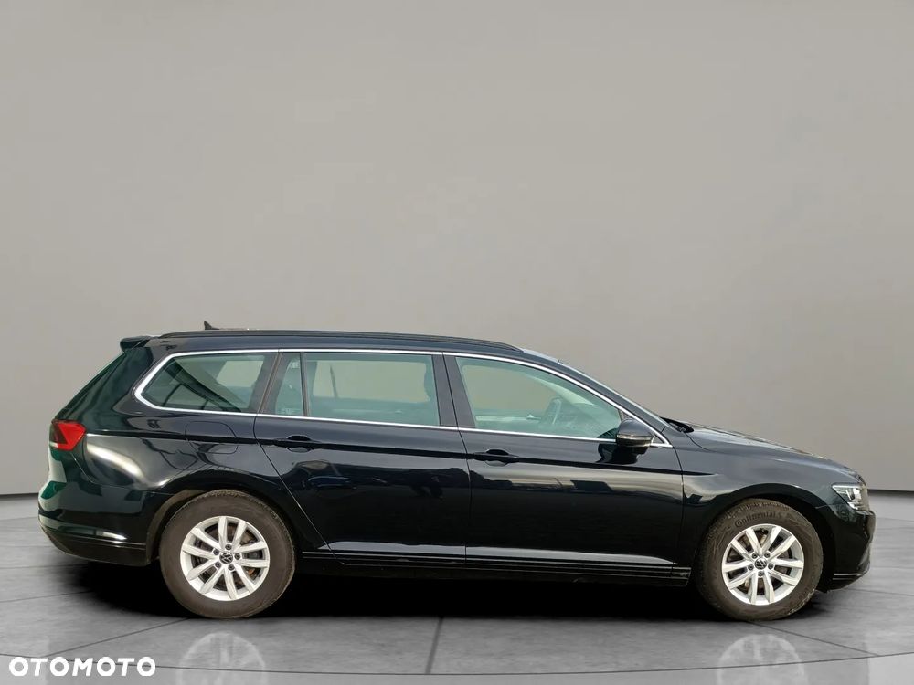 Volkswagen Passat 1.5 TSI EVO Business - 5
