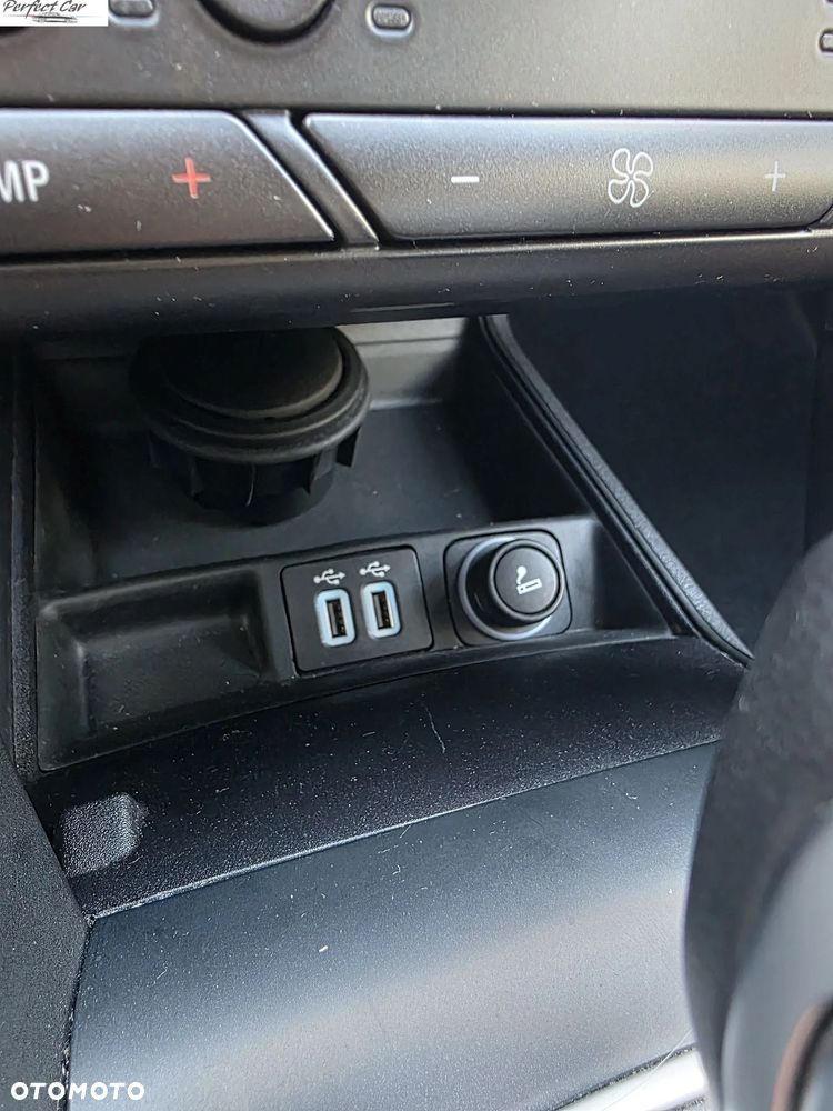 Ford Mondeo 2.0 Hybrid Vignale Plus - 16