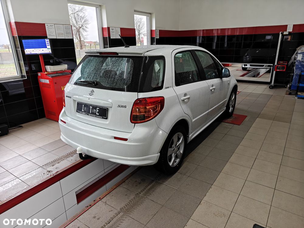 Suzuki SX4 Classic 1.6 VVT 4x2 City+ - 34