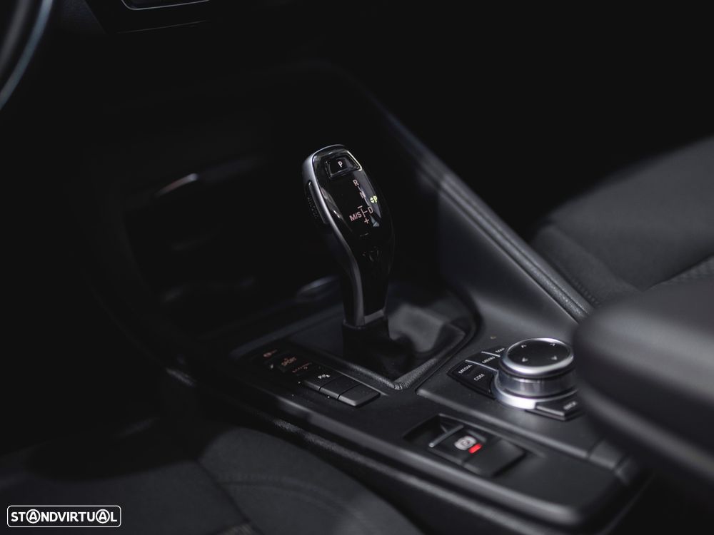BMW X1 16 d sDrive - 19