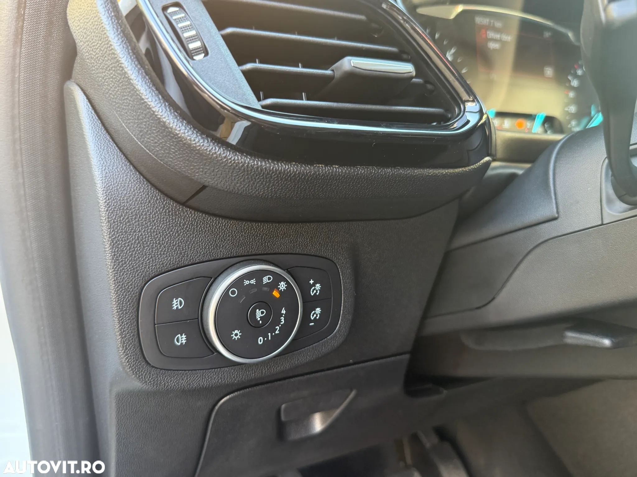 Ford Fiesta 1.1 Trend - 10