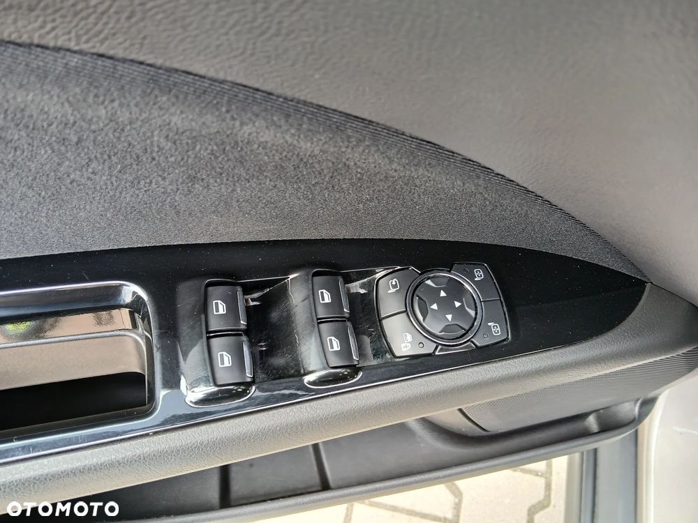 Ford Mondeo 2.0 EcoBlue Titanium - 15