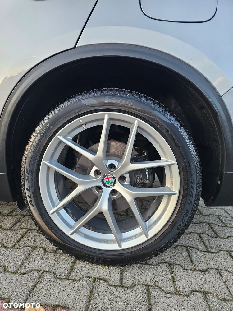 Alfa Romeo Stelvio 2017 photo 5