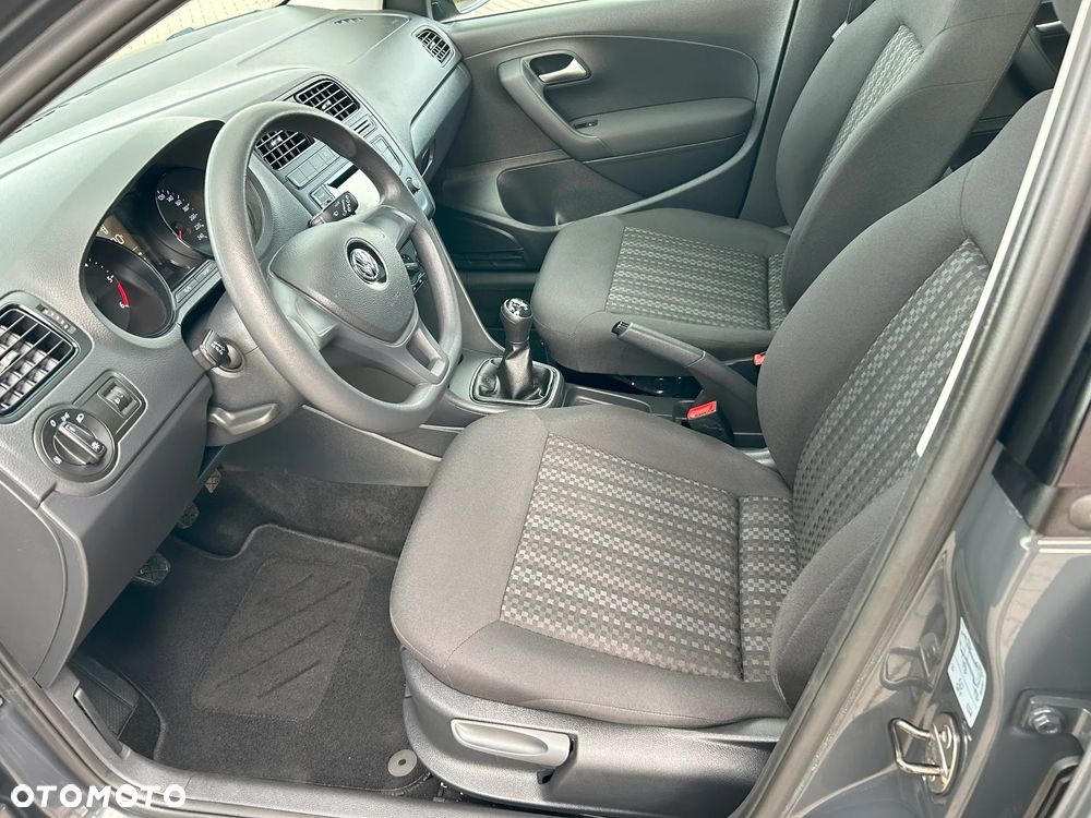 Volkswagen Polo - 26
