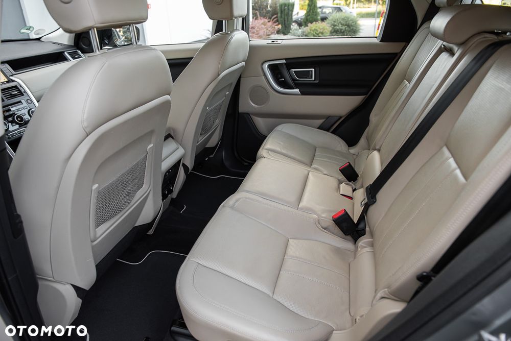 Land Rover Discovery Sport TD4 HSE - 27