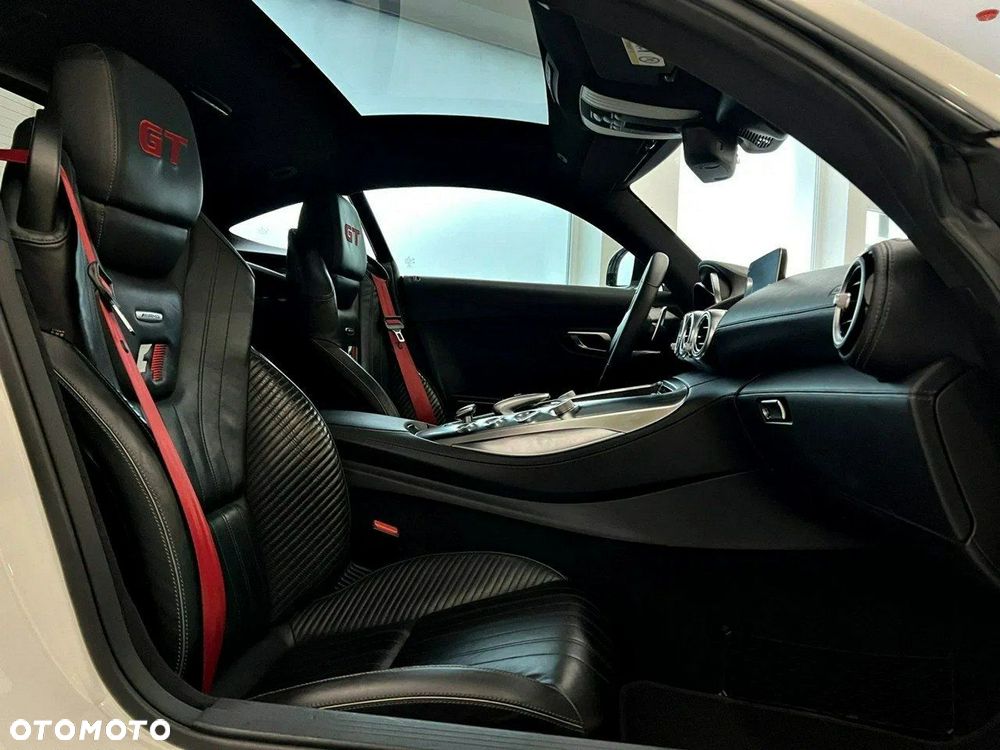 Mercedes-Benz AMG GT - 1