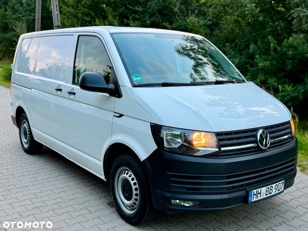 Volkswagen Transporter - 2
