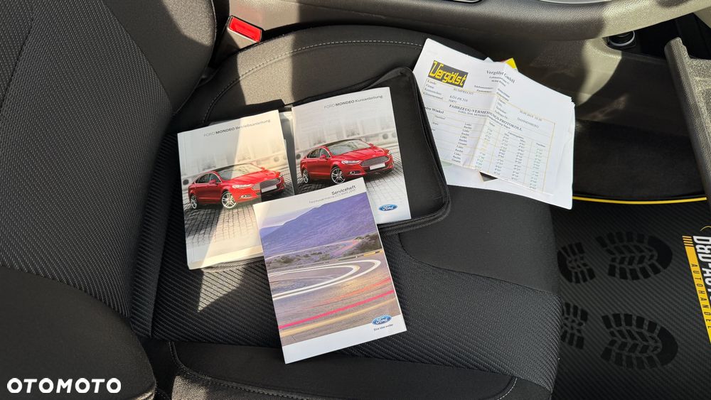 Ford Mondeo Turnier 2.0 TDCi Start-Stopp PowerShift-Aut Titanium - 41