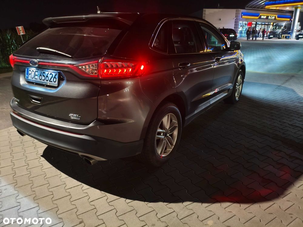 Ford Edge - 2